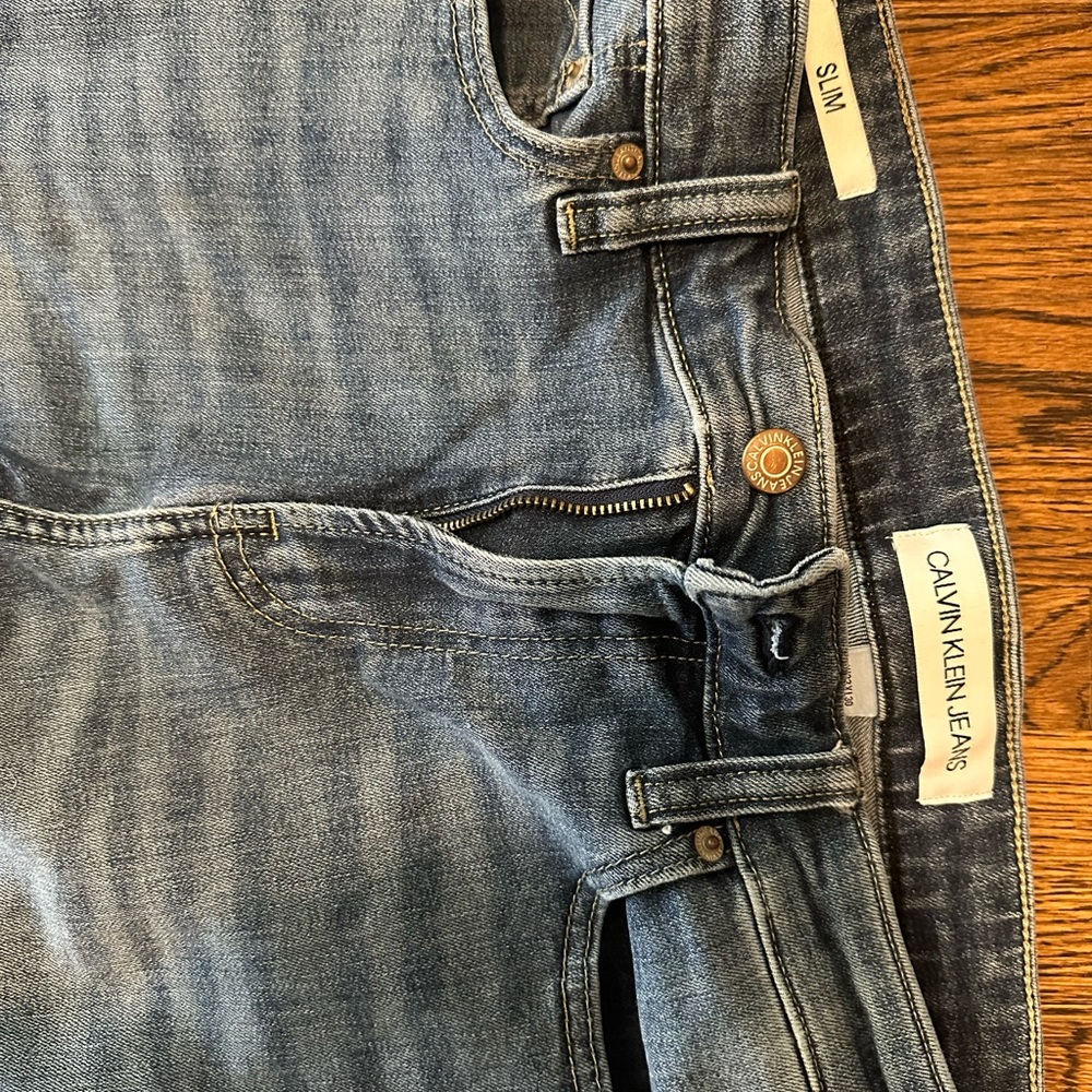 Calvin Klein slim jeans size 33x30
